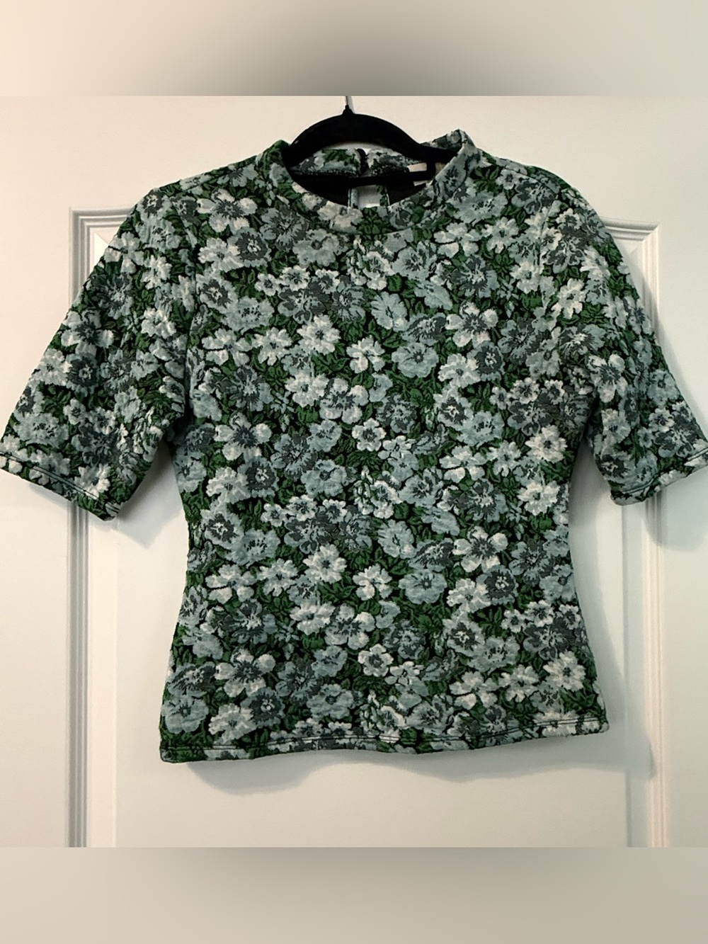 Anthropologie Maeve Green Pale Blue & White Floral Jacquard Short Sleeve Tee